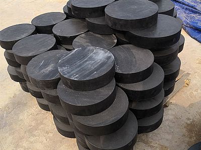 文成县板式橡胶支座由若干层橡胶片与薄钢板经加压硫化